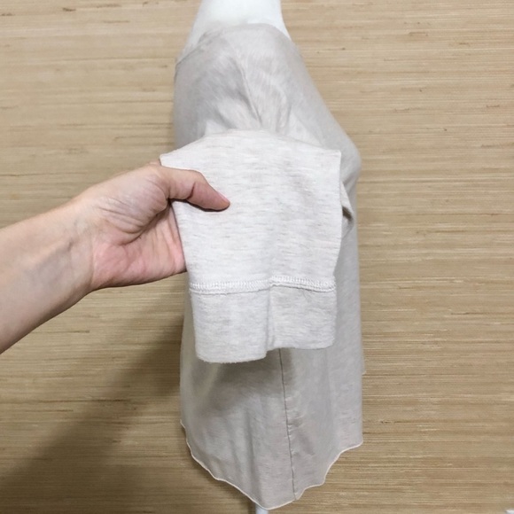 Beige UGG Amara Ruffle Long Sleeve Pullover Crewneck Sweater Size Large - Picture 5 of 9